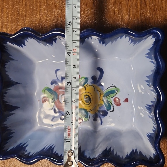 Vestal Scalloped Ceramic Dish - Picture 5 of 6